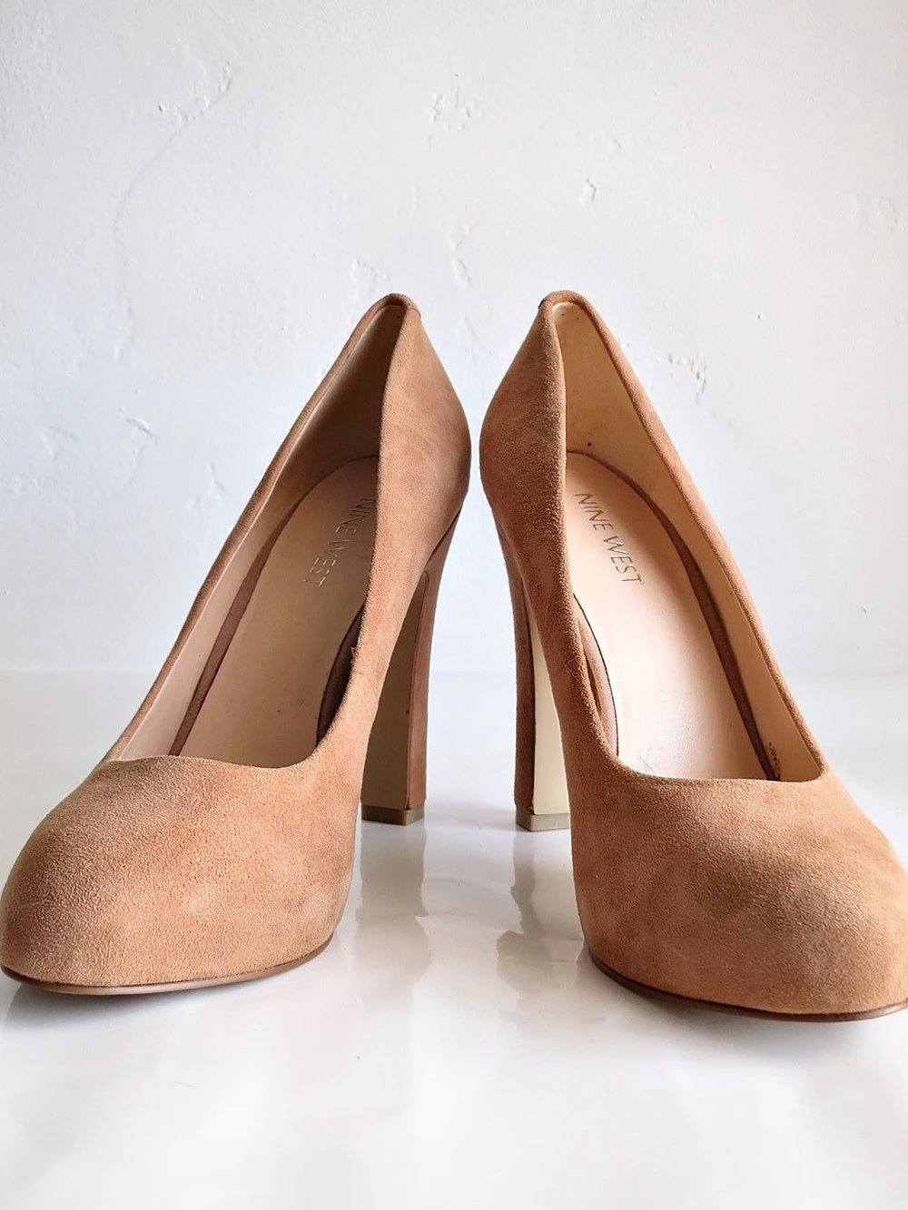 Nine West Suede Pumps in Brown